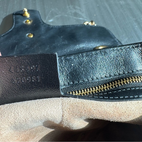Gucci Marmont Flap Bag in Black - Picture 10 of 11
